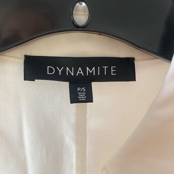 Women’s Dynamite white belted shirt dress - Picture 2 of 4
